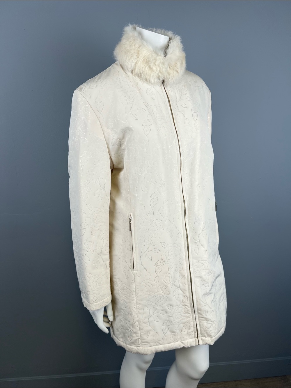 Vintage Mulberry Women's Cream Quilted Coat with Real Fur Collar